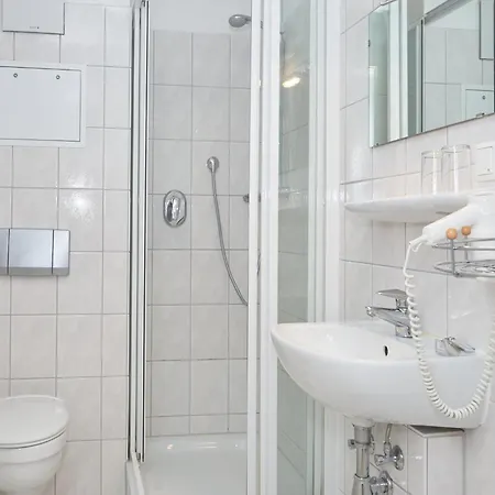 Lejlighed Moderne Im Seepark Mit Balkon